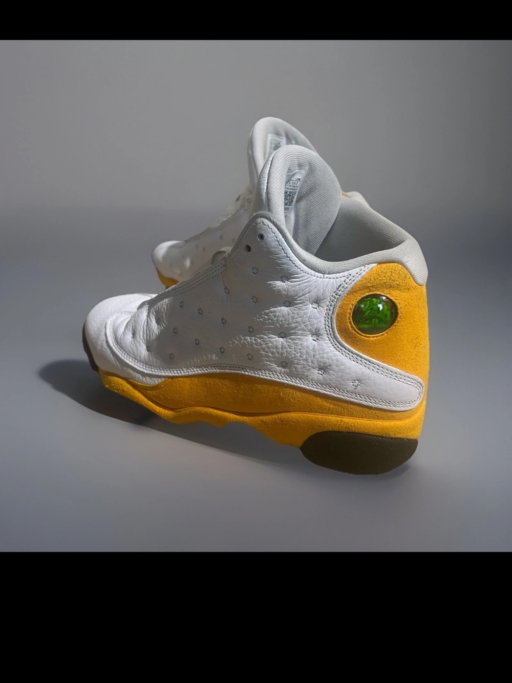 OFFICIAL Jordan Men's White with Yellow and Black Retro Sneakers Size 11 - Picture 2 of 5